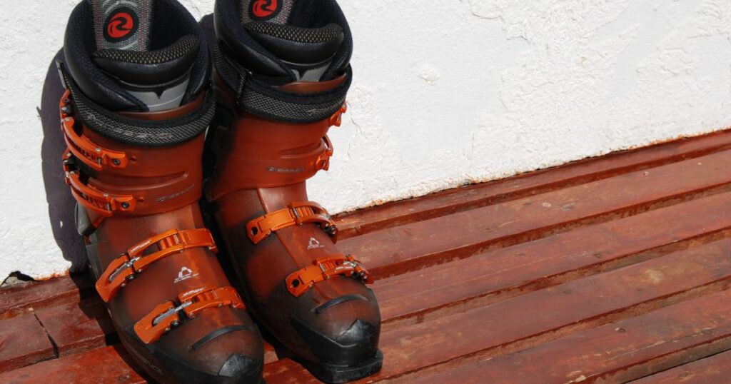 How Much Do Ski Boots Weigh A Comprehensive Guide